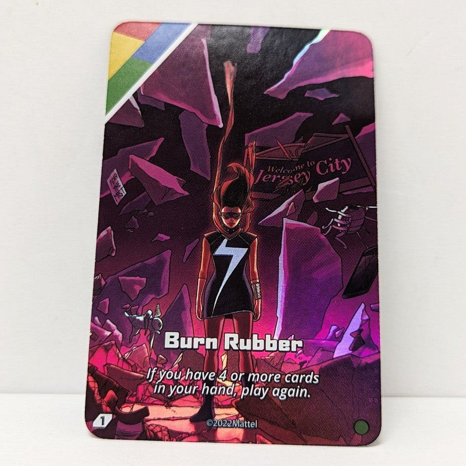 Uno Ultimate Marvel - Brûler une feuille de caoutchouc