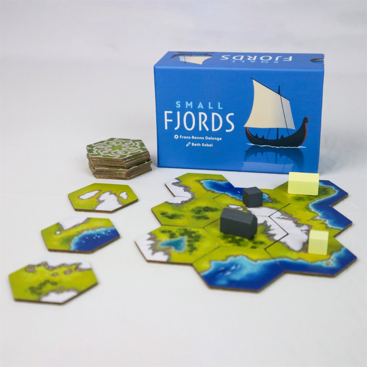 Small Fjords (Multilingual)