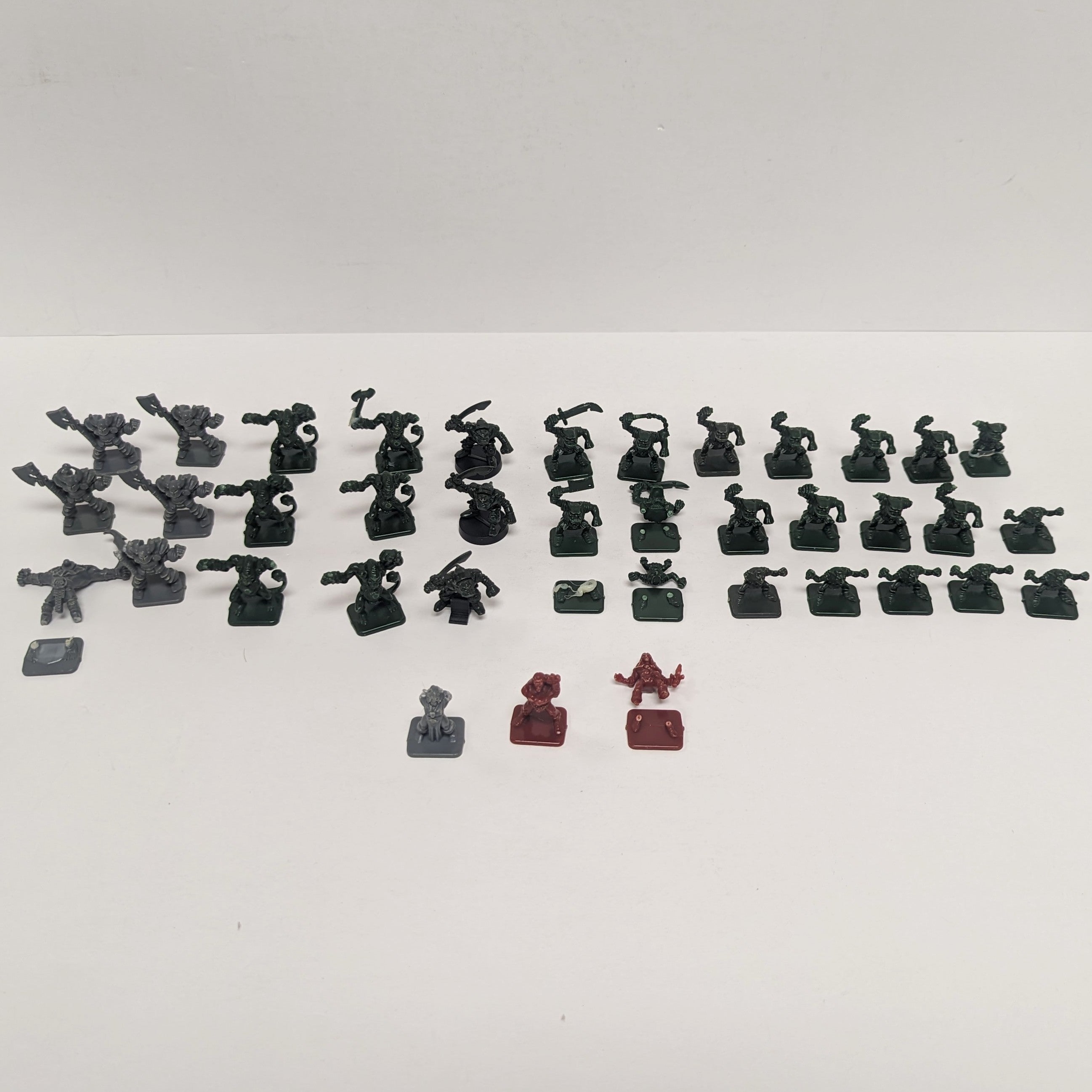 HeroQuest + Kellar's Keep - Components Bundle (English) (Damaged) (Used)