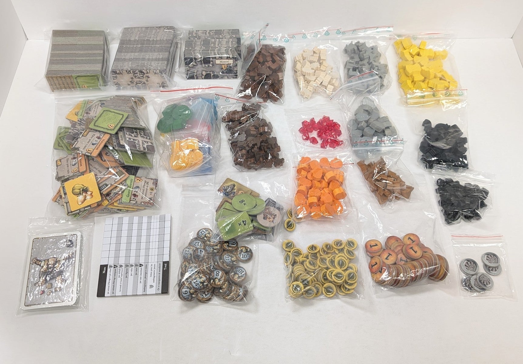 Caverna (French) (Used)