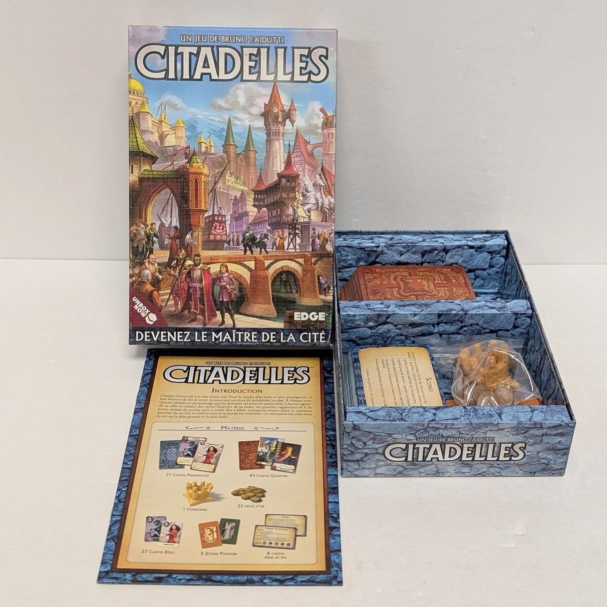 Citadelles (French) (Used)(2021 edition)