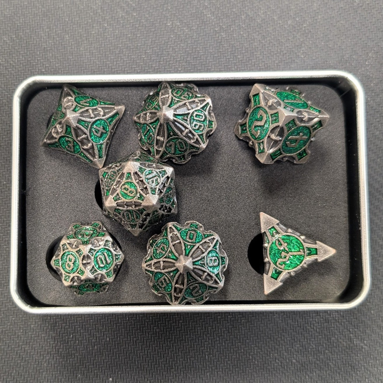 Ensemble de 7 dés Heavy Metal - Acier/Vert