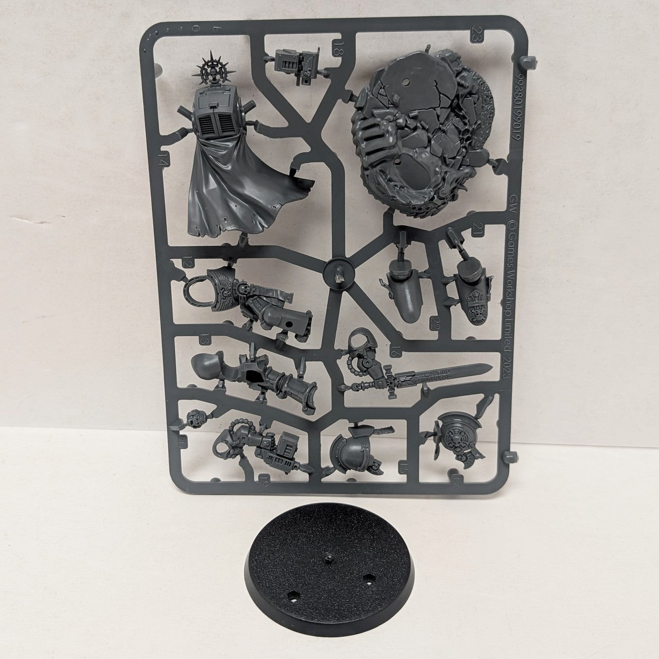 Space Marines: Terminator Captain (Used)