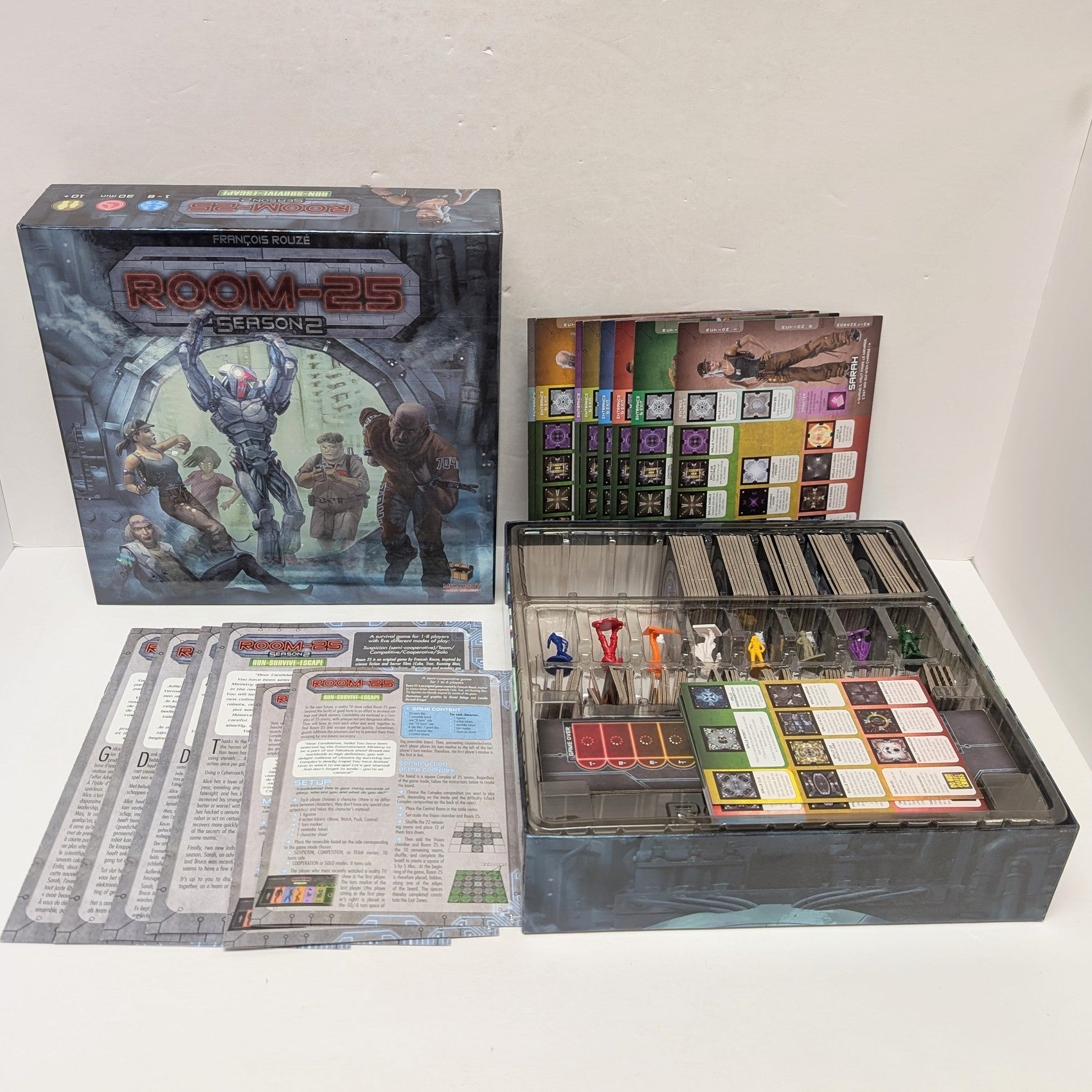 Room-25 (English) (Bundle) (Used)