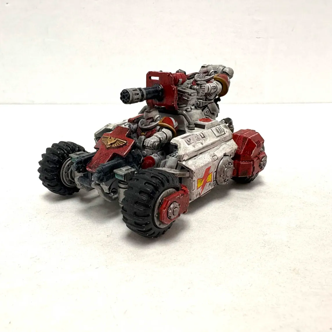 Space Marines: Primaris Invader ATV (Used)