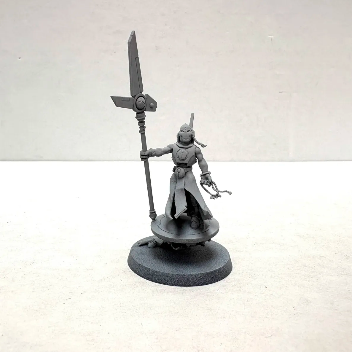 T'au Empire: Ethereal (Used) (2)