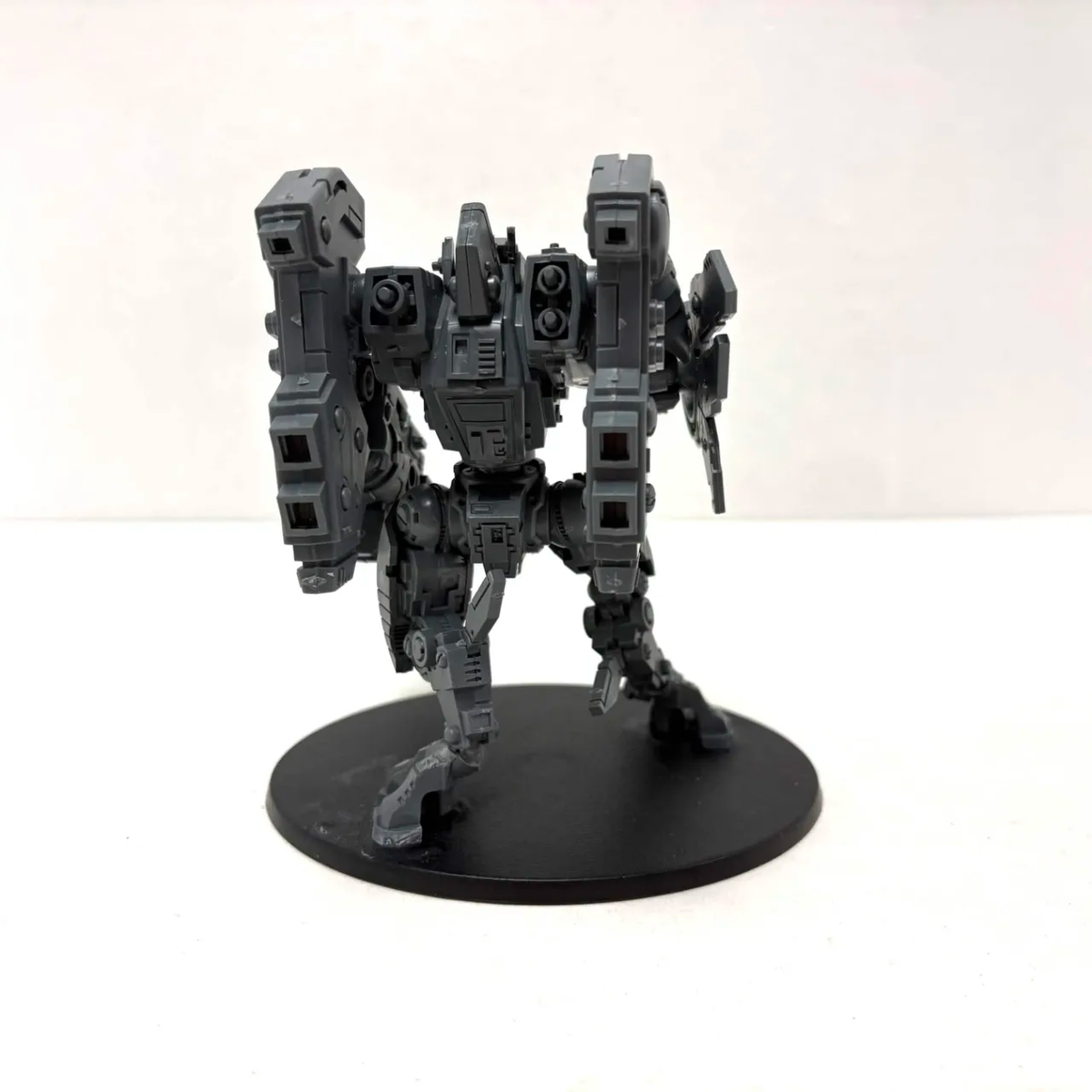 T'au Empire: XV104 Riptide Battlesuit (Used)