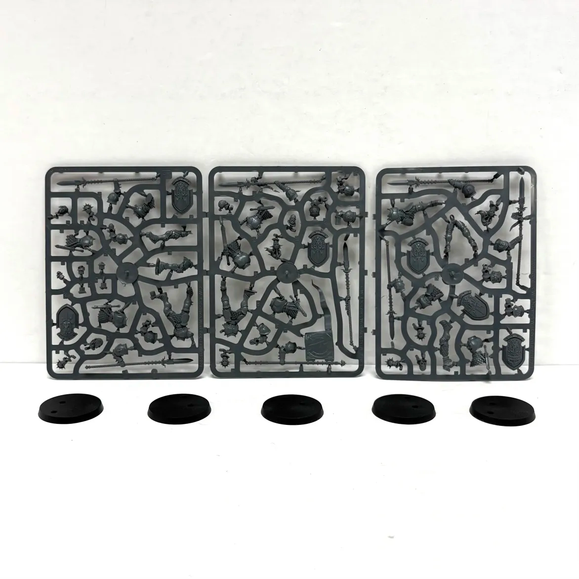 Stormcast Eternals: Vindictors (5 Models) (Used)