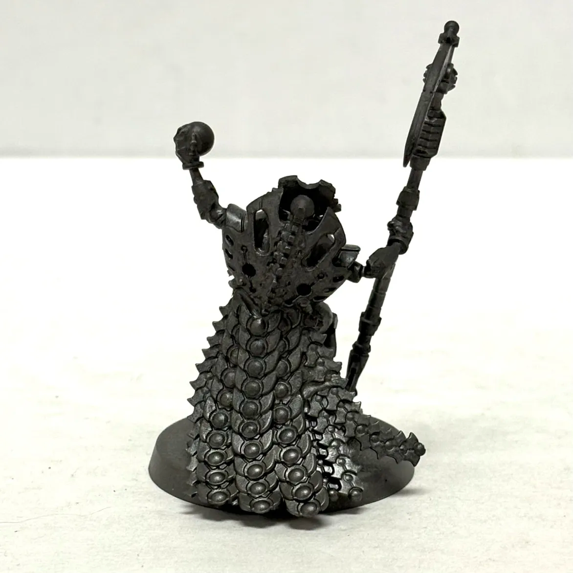 Necrons: Overlord With Resurrection Orb (Used)