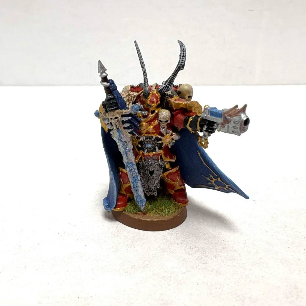 Chaos Space Marines: Chaos Lord (Old) (Used)