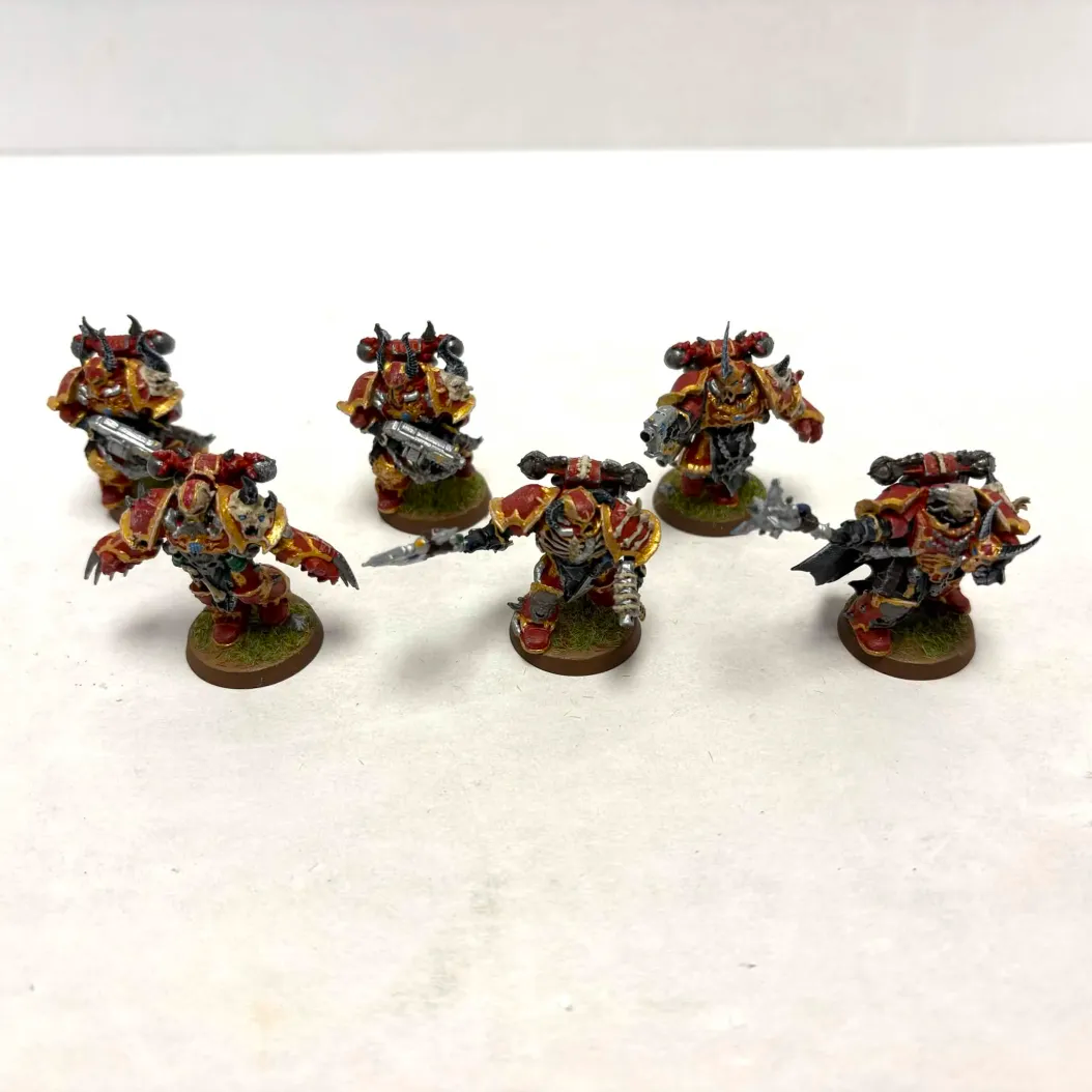 Chaos Space Marines: Chaos Chosen (Dark Vengeance Box) (Used)