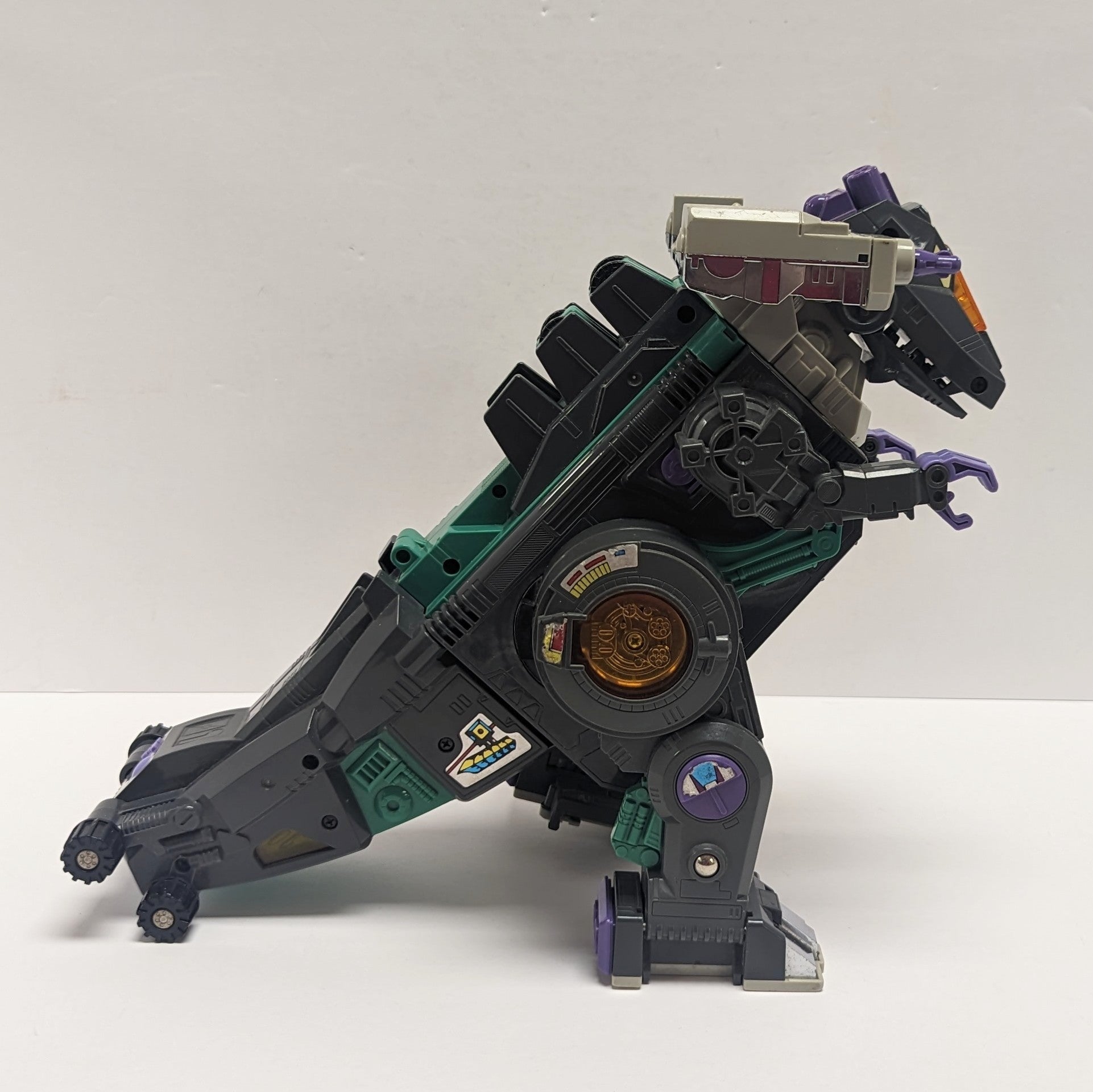 Transformers Trypticon Figure 1986 (Used)
