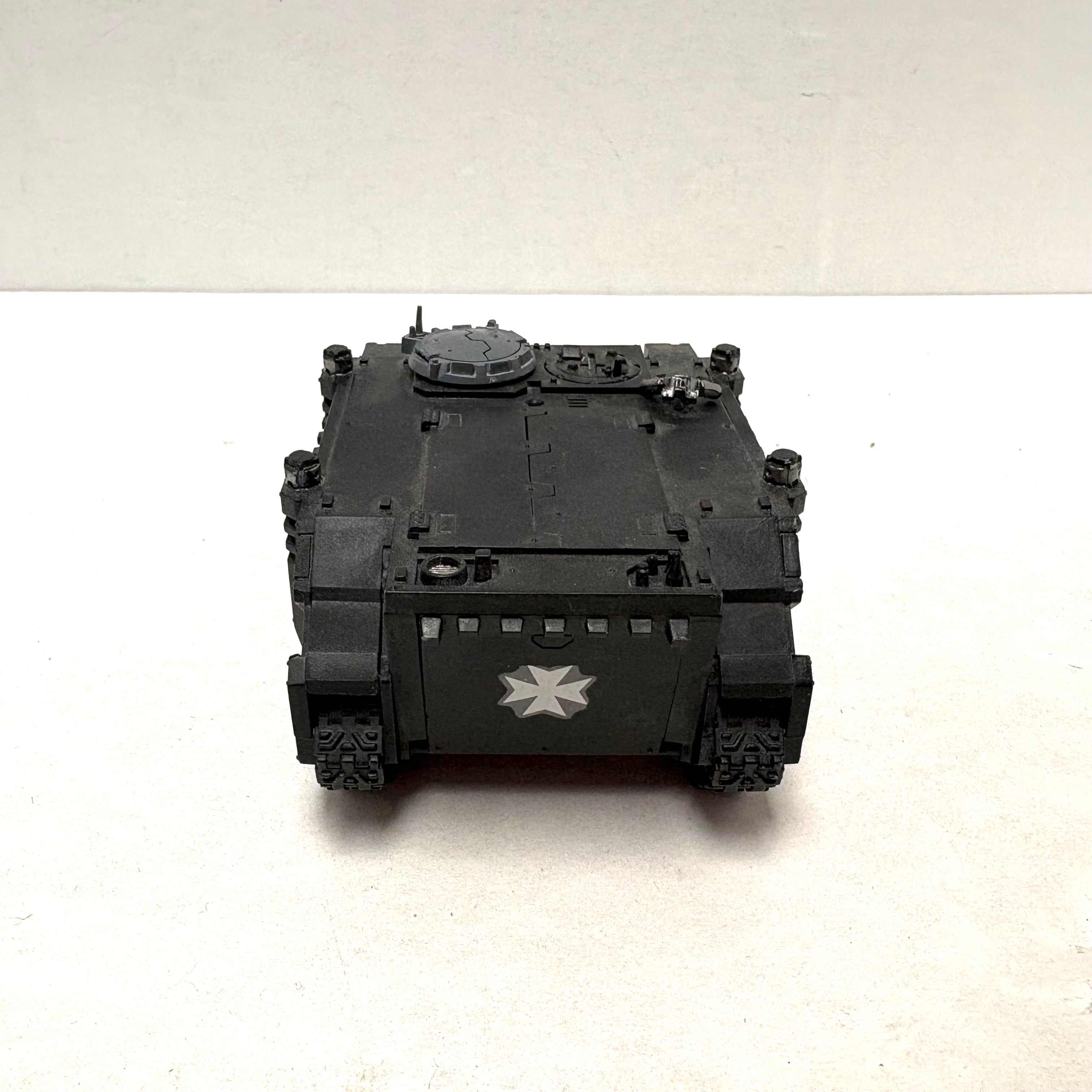 Space Marines: Rhino (Used)