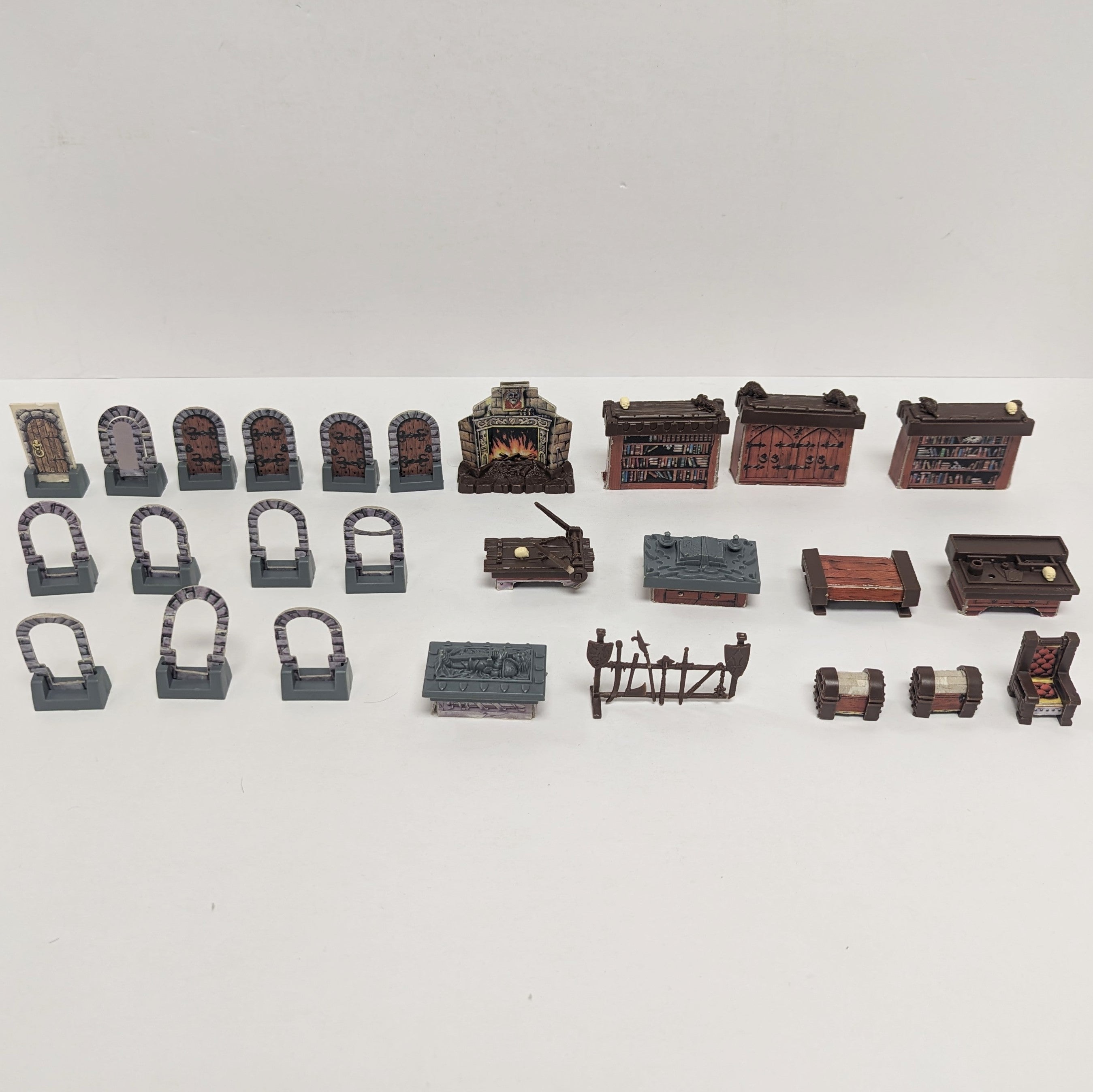 HeroQuest + Kellar's Keep - Components Bundle (English) (Damaged) (Used)