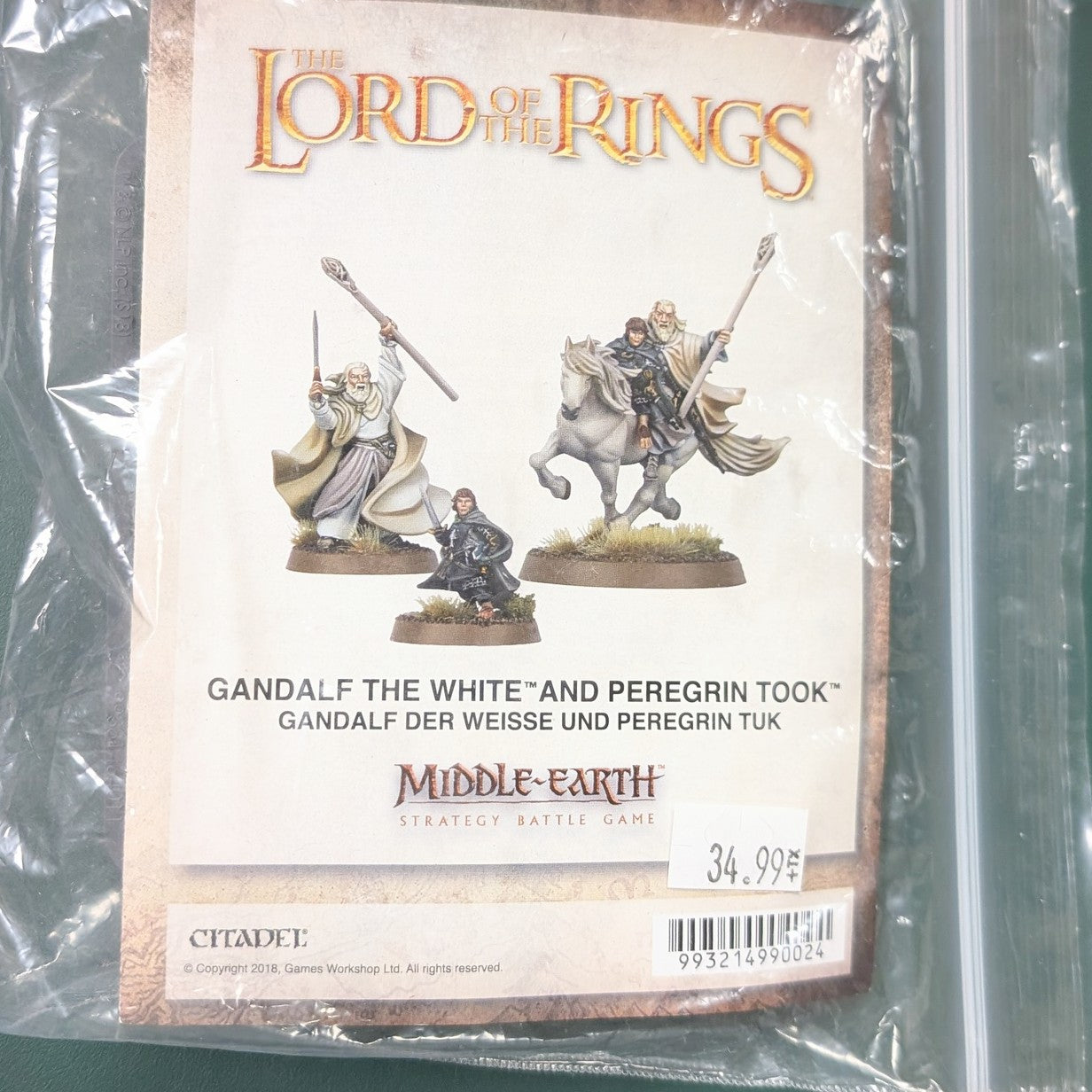 LOTR: Gandalf™ the White and Peregrin Took™ (Used)