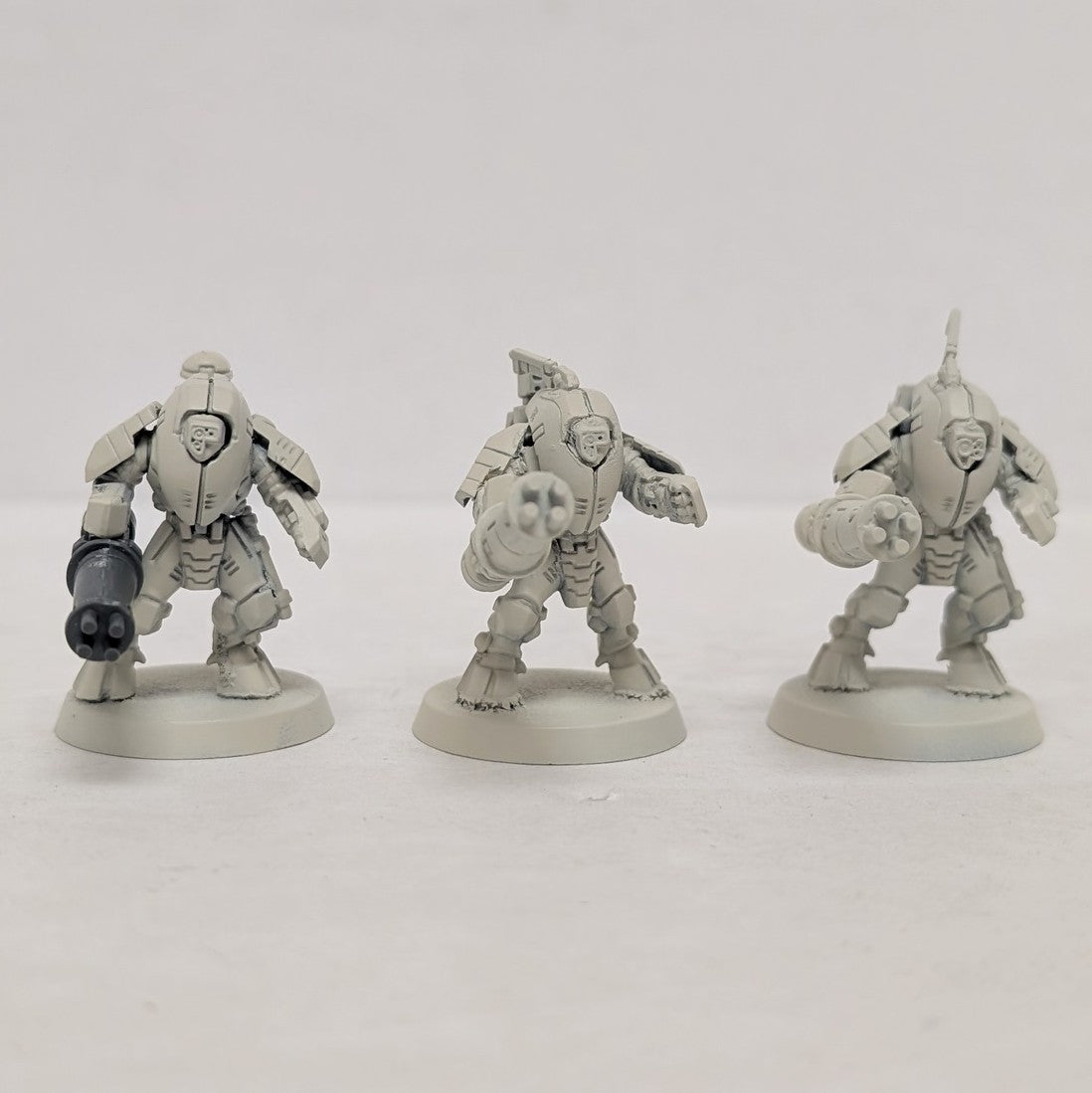 T'au Empire: Stealth Battlesuits (Used)