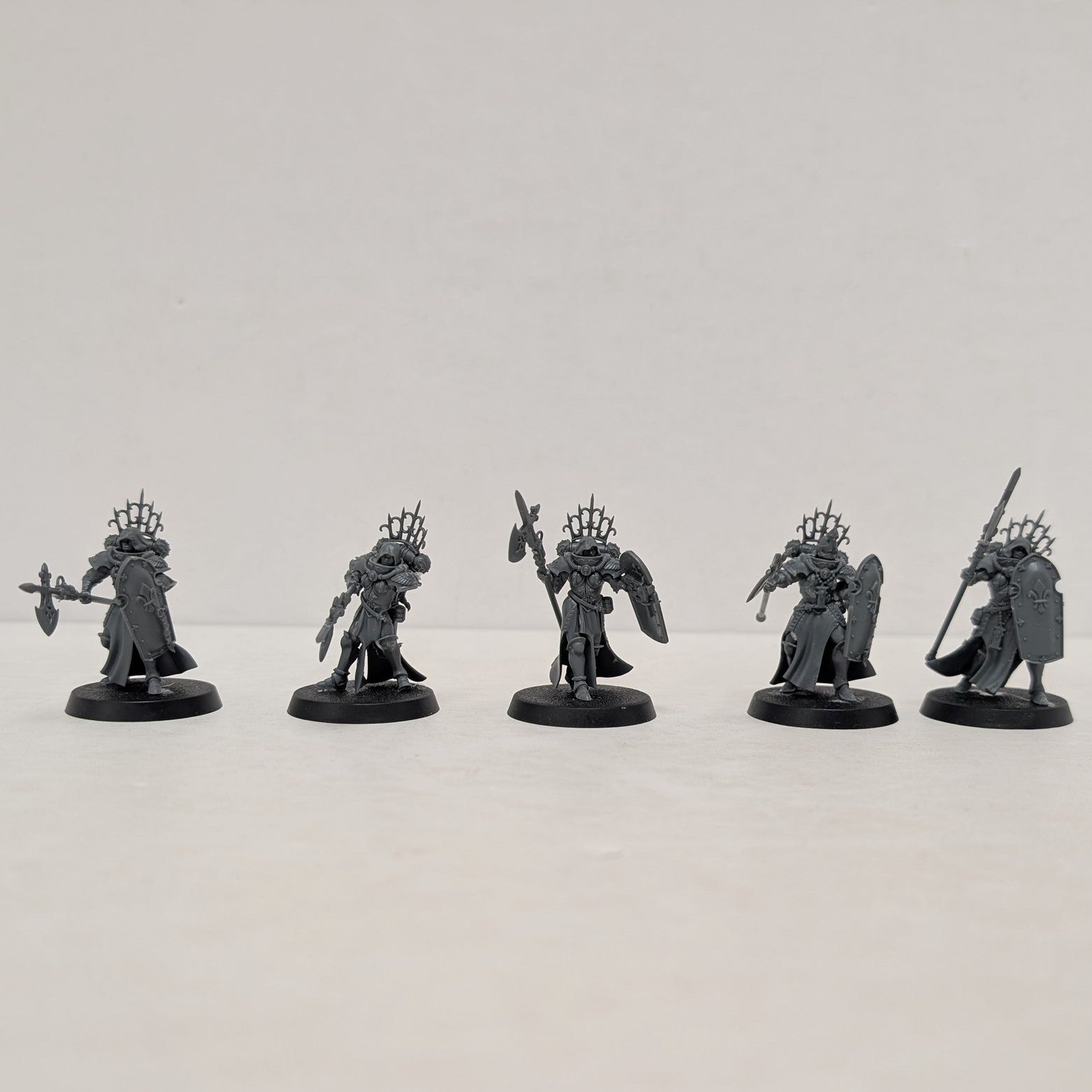 Adepta Sororitas: Celestian Sacresants (3) (Used)