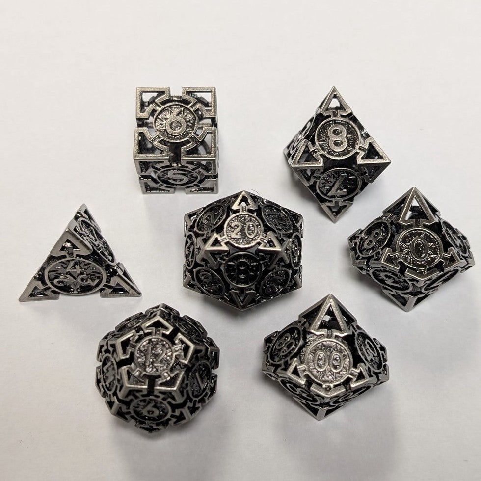 Ensemble de 7 dés en métal creux - Noir