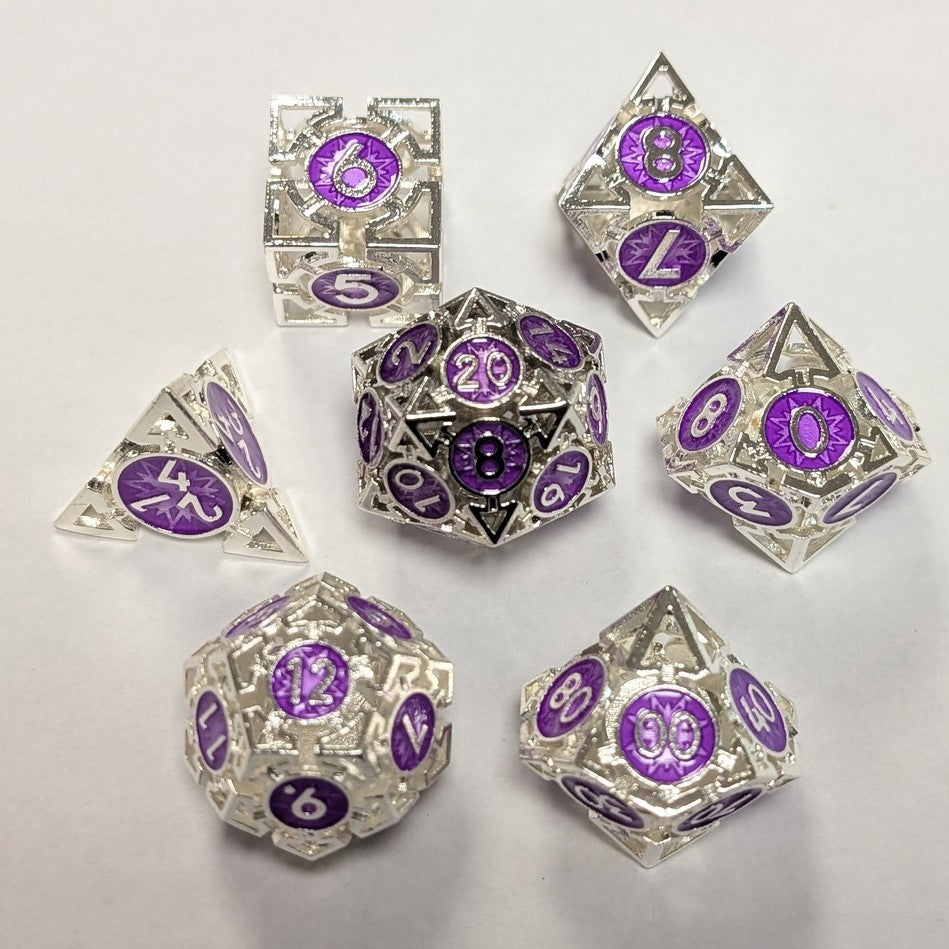 Ensemble de 7 dés creux en métal - Argent/Violet