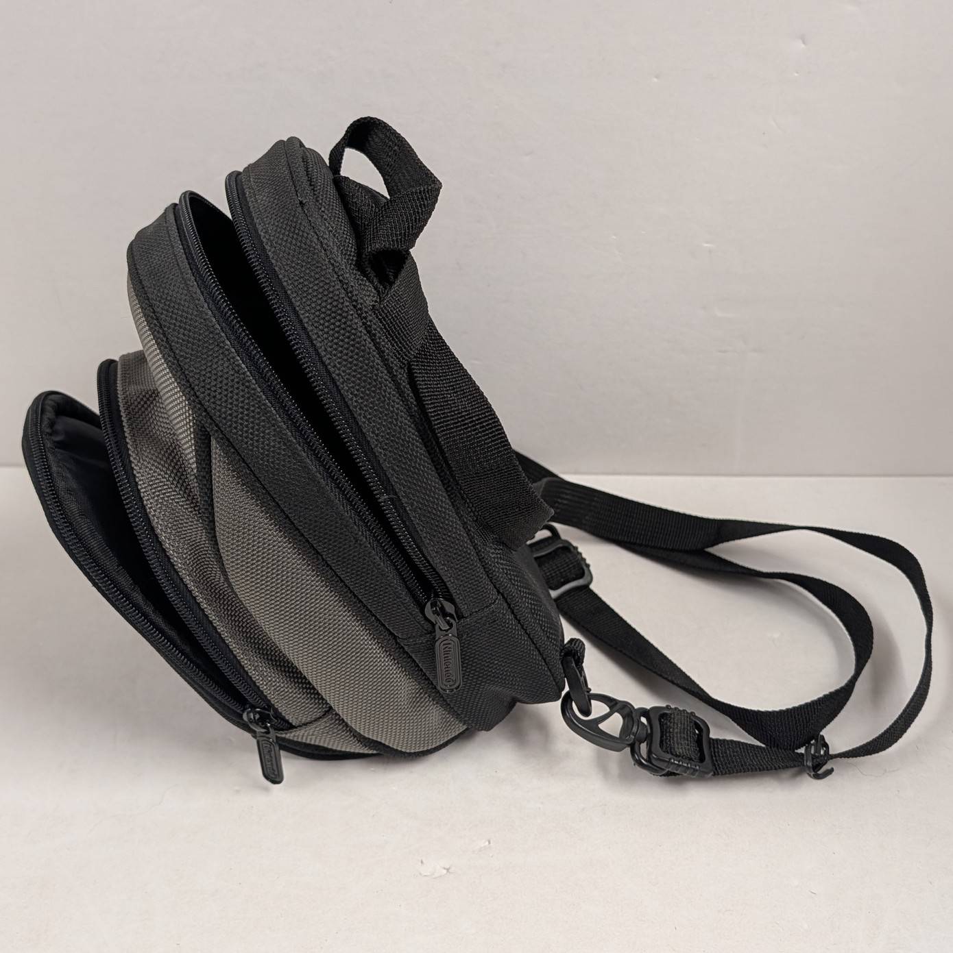 Gameboy Advanced SP Carry Bag (Used)