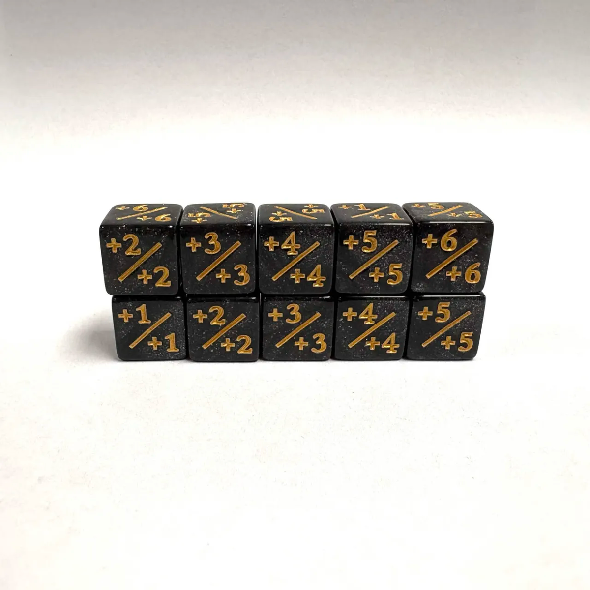 Counter 12mm Dice: Shiny Black +1/+1