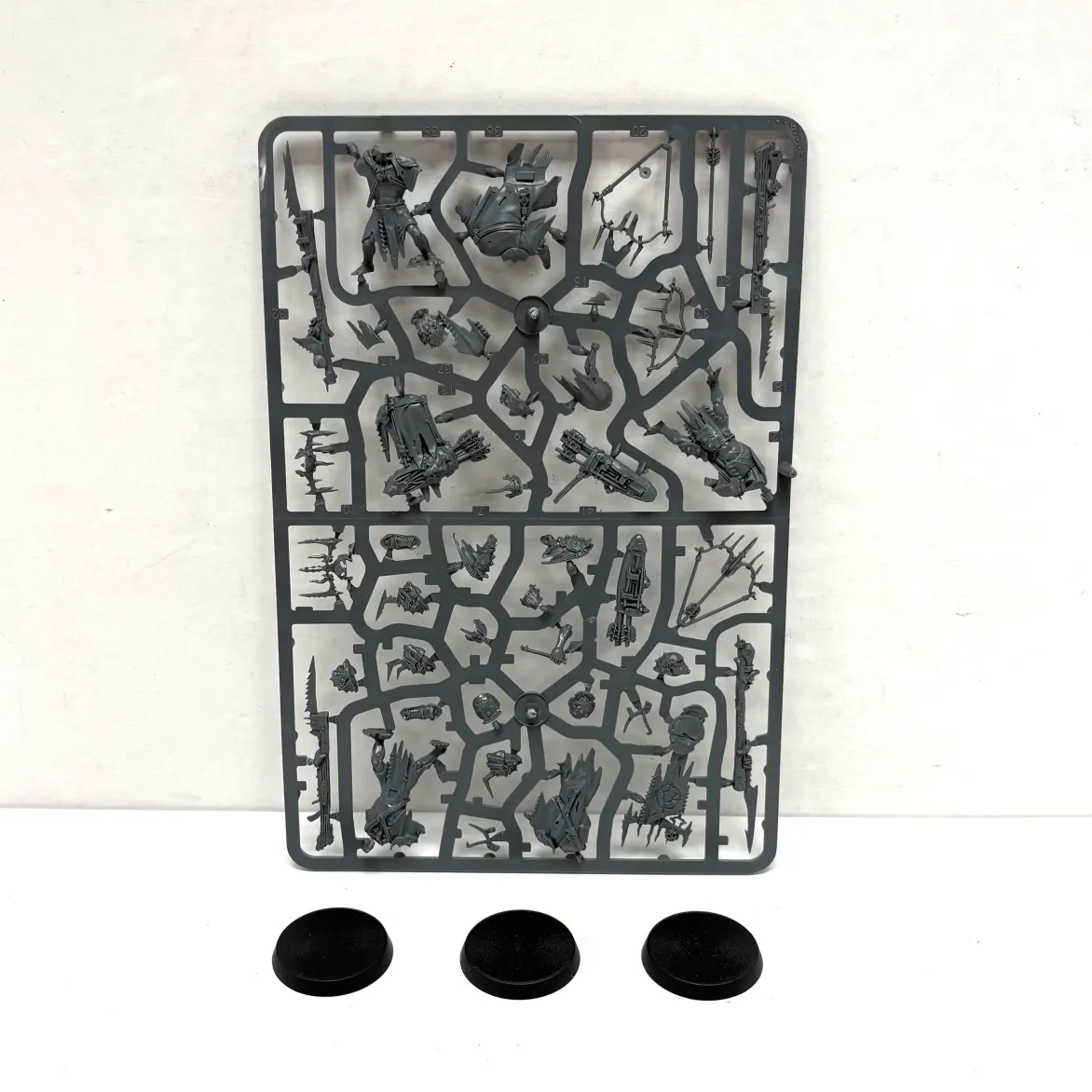 Orruk Warclans: Man-Skewer Boltboyz (Used)