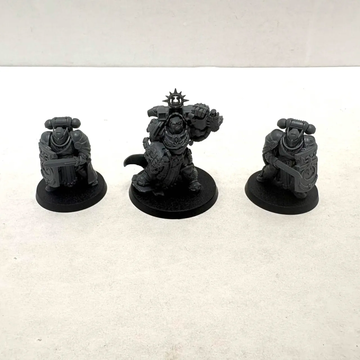 Space Marines: Marneus Calgar and Honor Guards (Used)