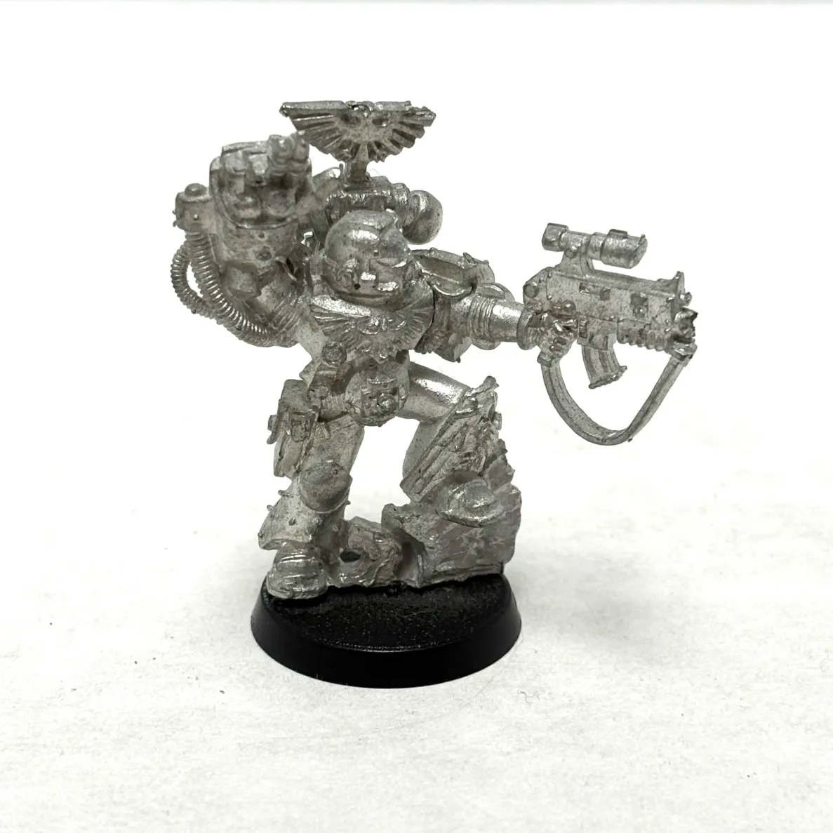 Space Marines: Captain with Powerfist (Used)