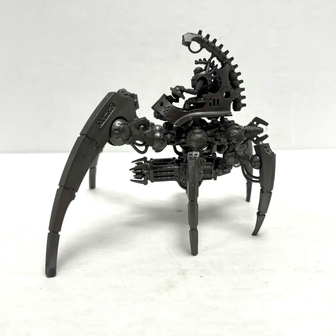 Nécrons : Canoptek Doomstalker