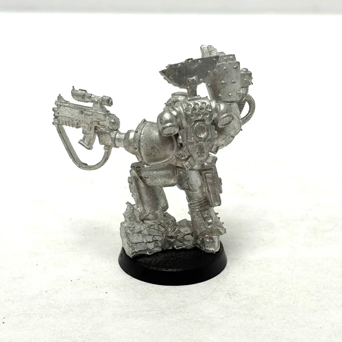 Space Marines: Captain with Powerfist (Used)