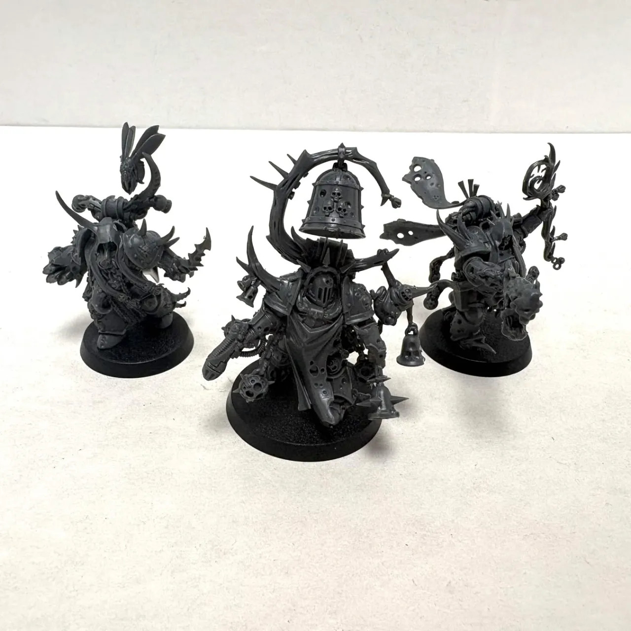 Death Guard: Malignant Plaguecaster, Noxious Blightbringer, and Plague Marine Champion (Used)
