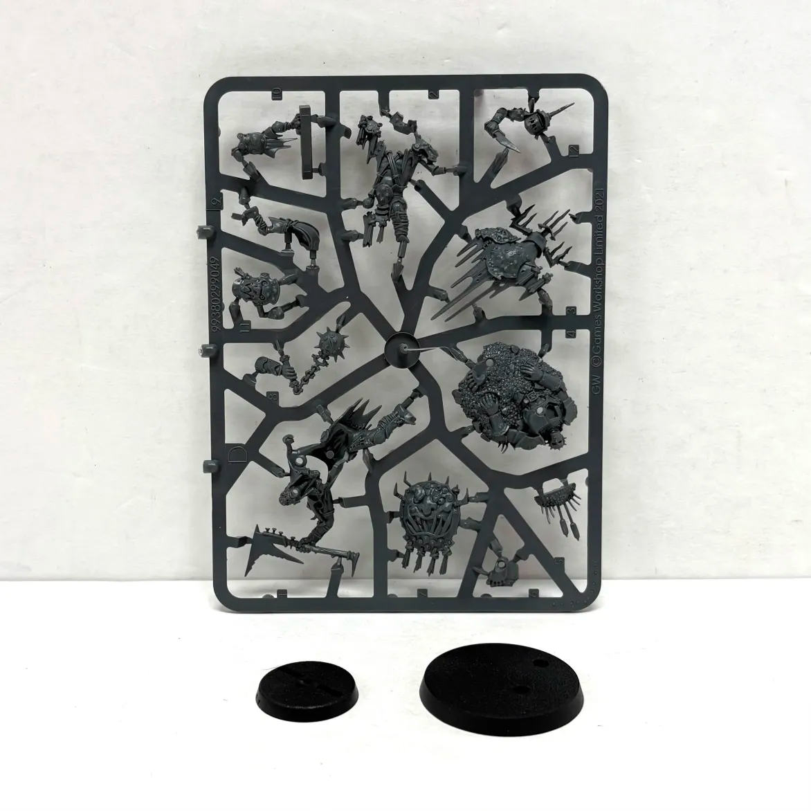 Orruk Warclans: Killaboss with Stab-grot (Used) (1)