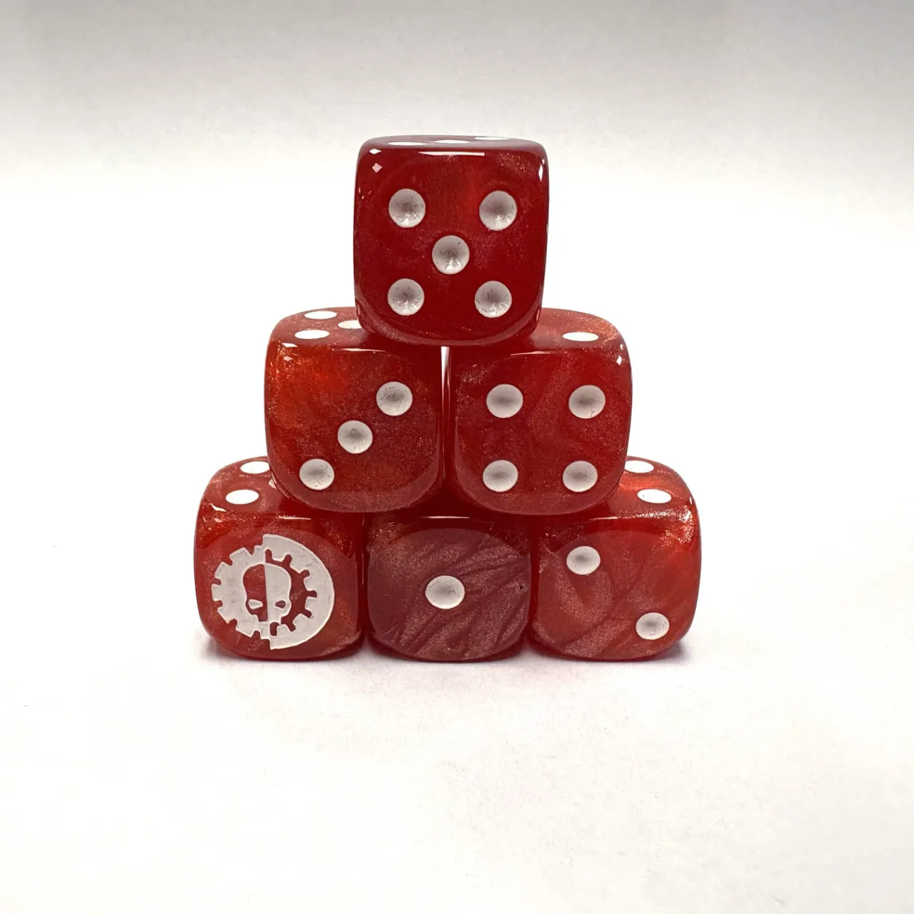 Wargaming 12 Dice Set - Marble Red with White Pips