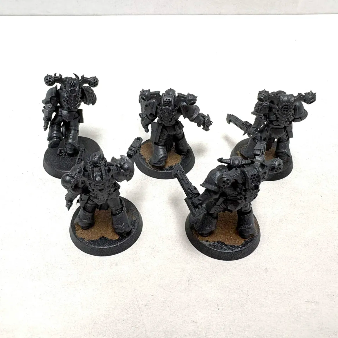 Chaos Space Marines: Legionaries (5 Models) (Used)