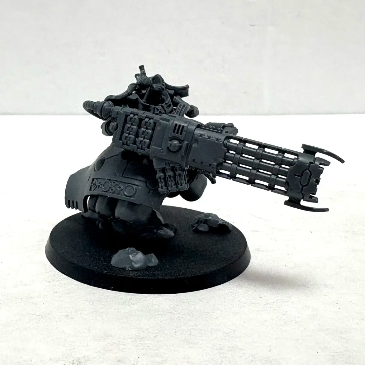 Nécrons : Canoptek Doomstalker