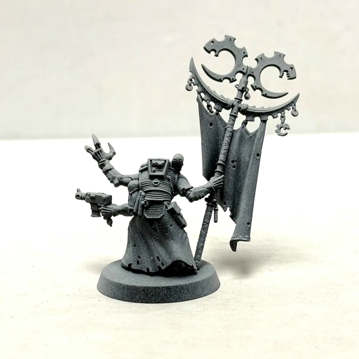 Genestealer Cults: Acolyte Iconward (Used)