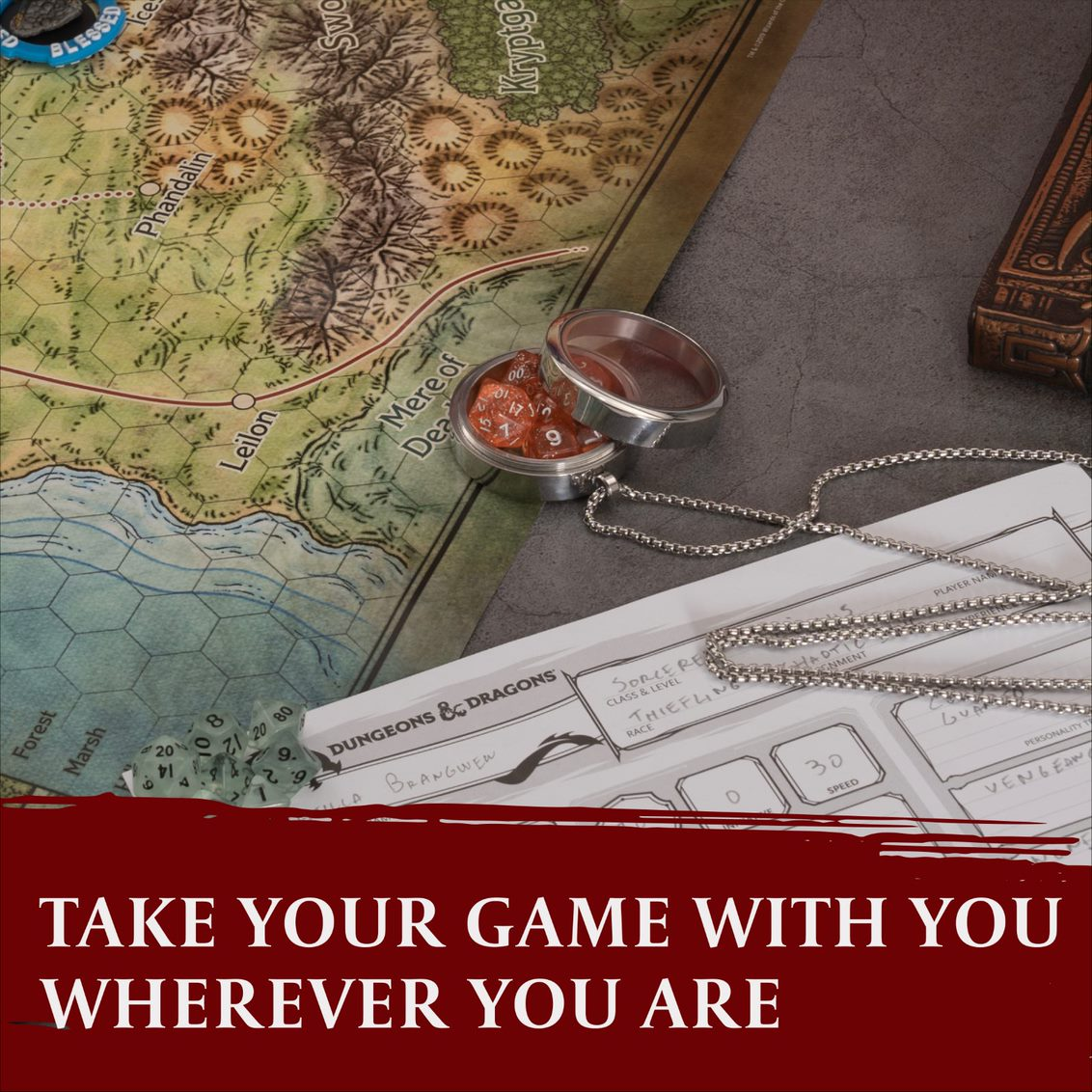 Lynx : Mini médaillon/cintre en forme de dés avec chaîne et porte-clés