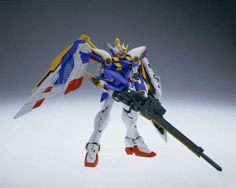 MG 1/100 Wing Gundam (Ver. Ka) 'Gundam Wing : Valse sans fin'