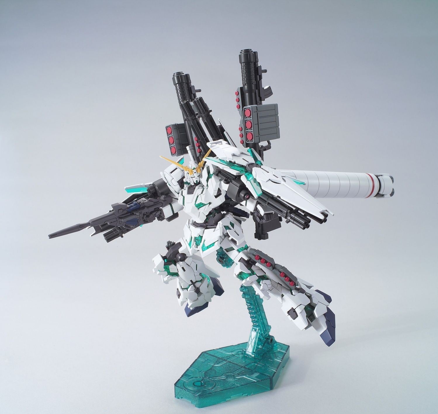 HG 1/144 Full Armor Unicorn Gundam (Destroy Mode)