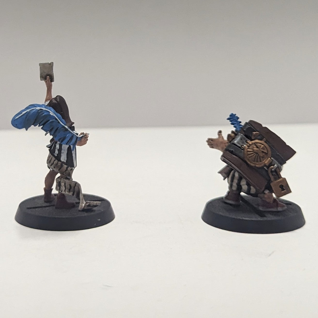 Blood Bowl: Elf and Dwarf Biased Referees (Used)